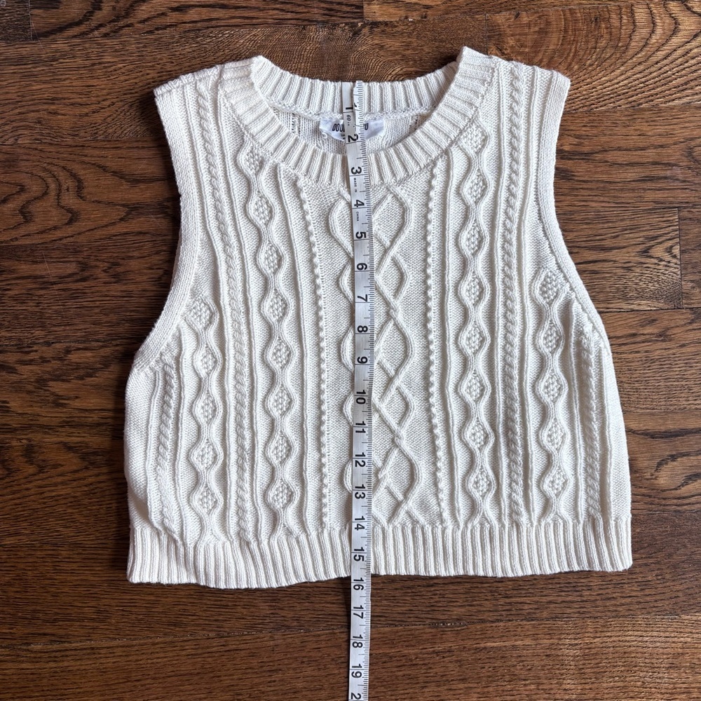 Double Zero Cream Cable Knit Pullover Sweater Vest | Large - Picture 4 of 5